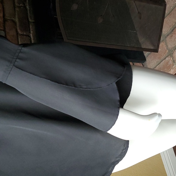 🆕️ TOBI Black Off-The-Shoulder Backless Sheer Blouse SIZE: M - Picture 5 of 11